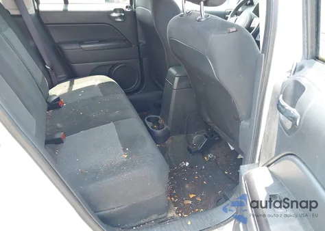 2016 Jeep Patriot Latitude z USA, uszkodzony, nr VIN 1C4NJRFBXGD782116